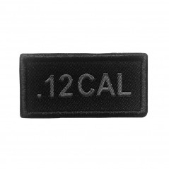 Patch Calibre 12 brodé gris sur fond noir – écusson velcro tactique