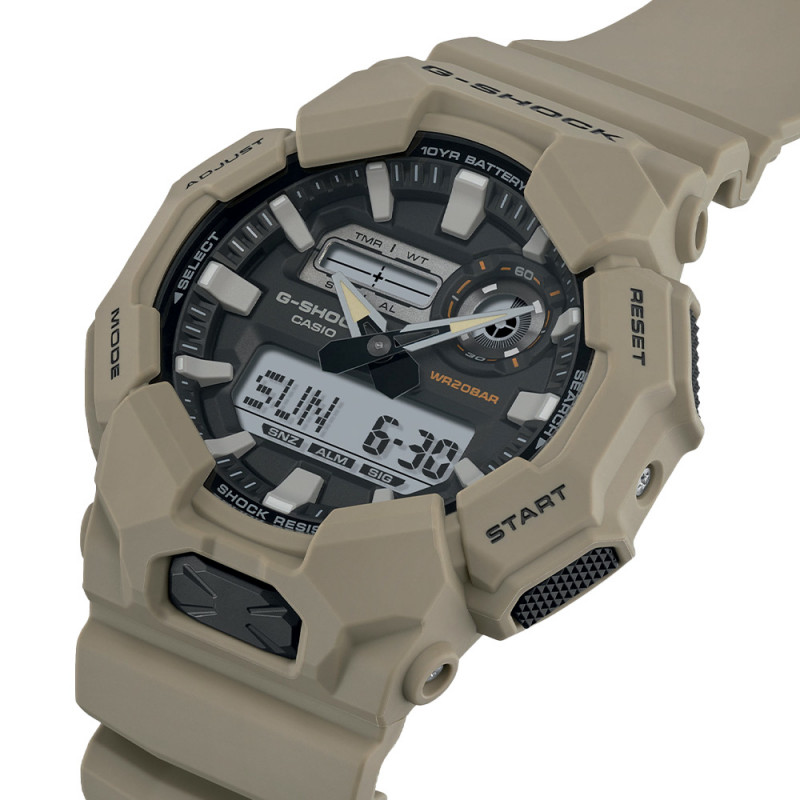 Montre Casio G-Shock GA-010 tan – analogique digital étanche 200 m Montre Casio G-Shock GA-010 tan – analogique digital étanche 200 m