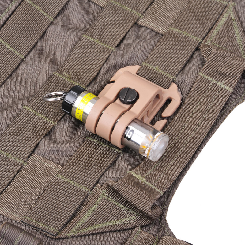 Fixation casque tactique & MOLLE pour lampe Glo-Toob tan – support modulaire Fixation casque tactique & MOLLE pour lampe Glo-Toob tan – support modulaire