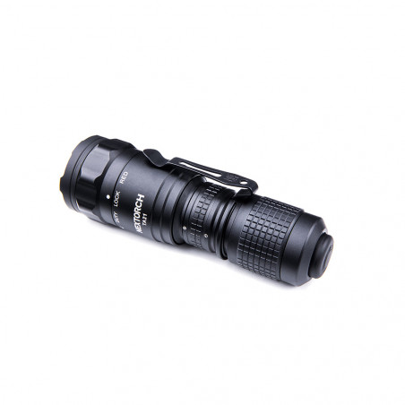 Lampe tactique compacte rechargeable TA21 - éclairage blanc et rouge - 1300 lumens