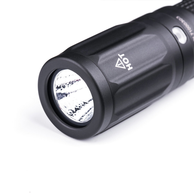 Lampe tactique rechargeable Nextorch E51D – 2100 lumens, USB-C