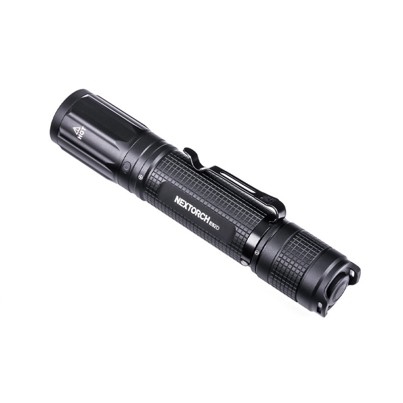 Lampe tactique rechargeable Nextorch E52D – 3700 lumens, USB-C