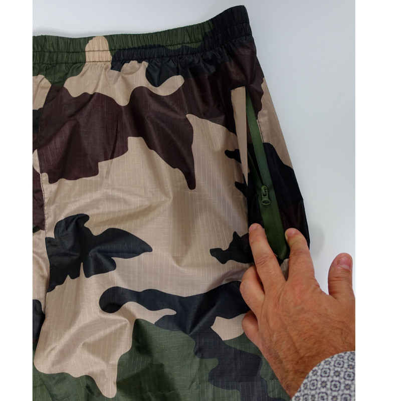 Pantalon Déperlant Ripstop Camouflage CE - Compact & Étanches - Surpantalon Pantalon Déperlant Ripstop Camouflage CE - Compact & Étanches - Surpantalon