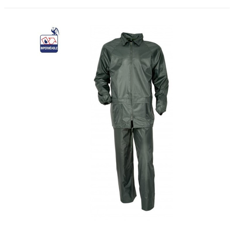 Tenue de pluie kaki