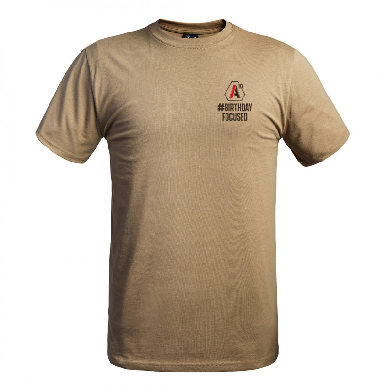 T-shirt STRONG SIGNATURE #BIRTHDAY FOCUSED tan – A10 Equipment